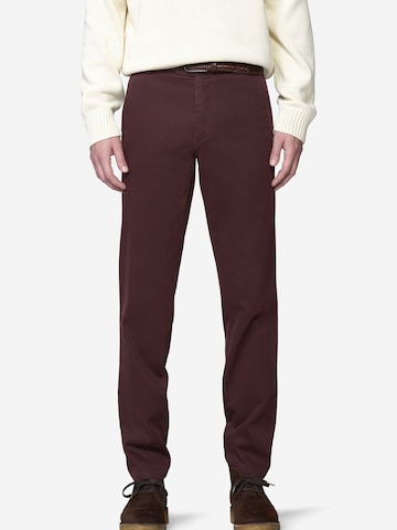 Regular Pantalon chino 'New York 2-5617' MEYER en rouge : devant