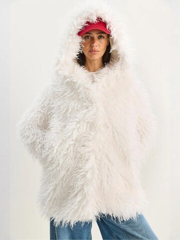 Bianco Lucci Wintermantel in Wit: voorkant