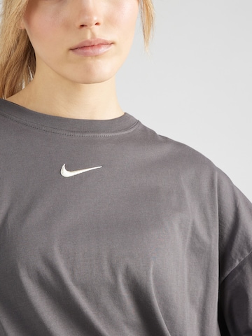 Nike Sportswear Μπλουζάκι σε γκρι