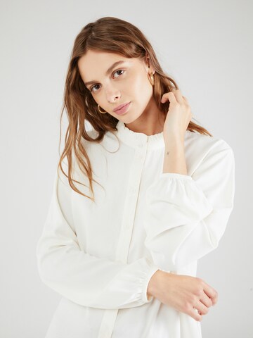 JDY - Blusa 'MAGNOLIA' en blanco