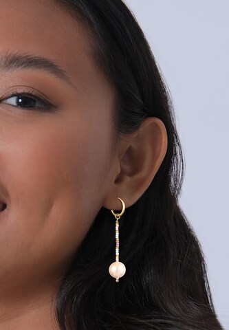 Boucles d'oreilles ELLI en mélange de couleurs : devant