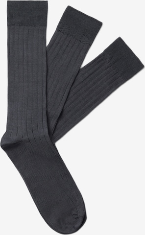 SELECTED Sokker i grå: forside