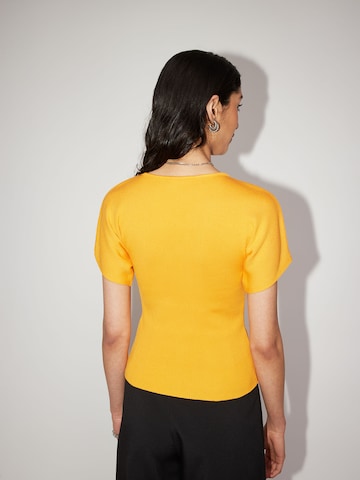 Maglietta 'Leycie' di LeGer by Lena Gercke in arancione: dietro