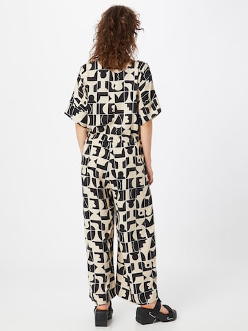 Monki - Jumpsuit en blanco