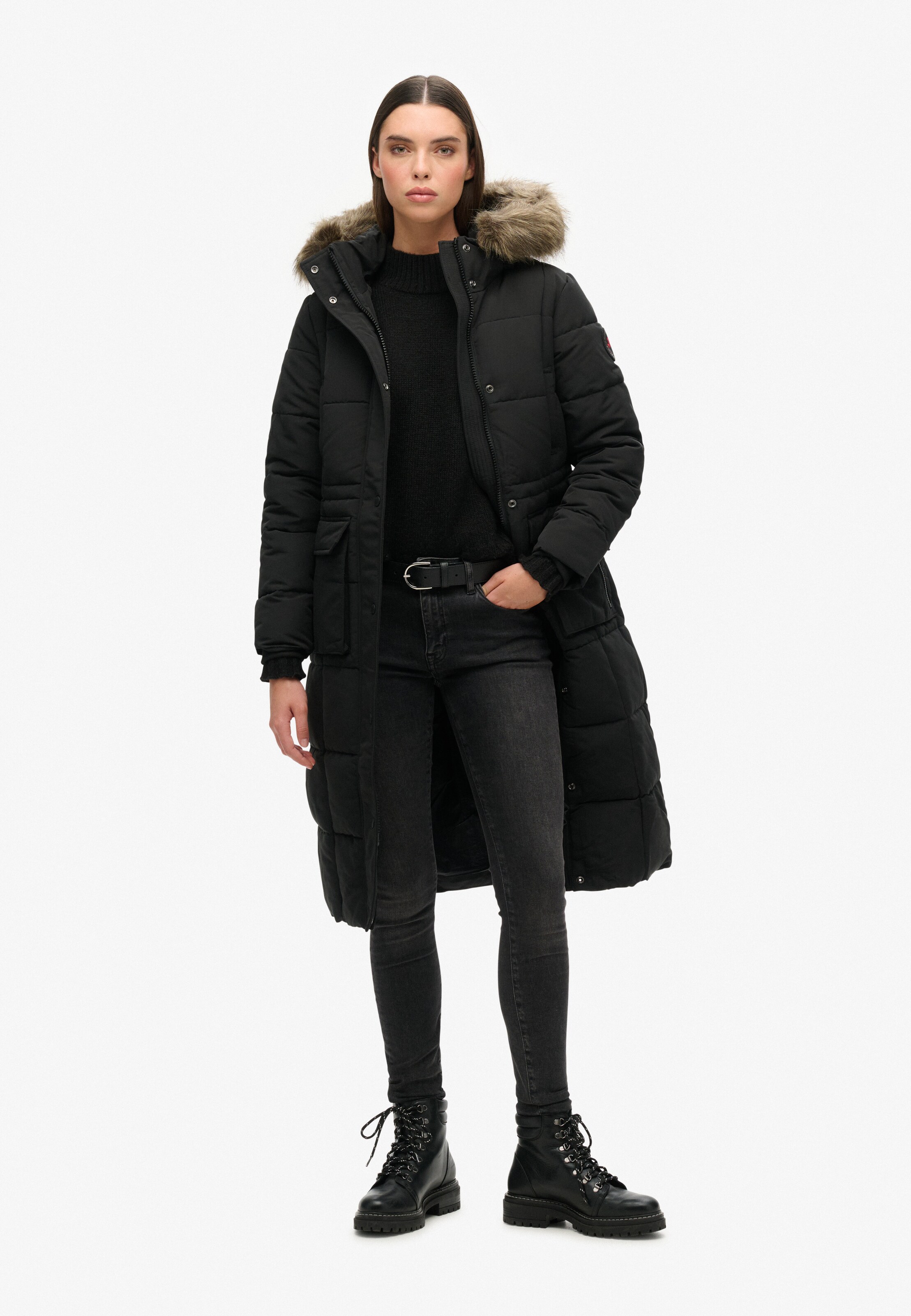 Superdry Winter Coat 'Everest' in Black: front