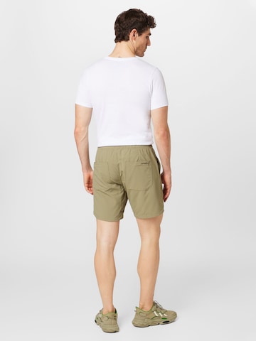 Regular Pantaloni de la O'NEILL pe verde