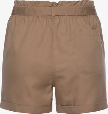 BUFFALO Regular Shorts 'Safari' in Braun