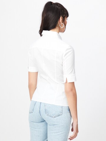 BOSS Black - Blusa 'Bashini2' en blanco