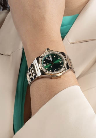 Orologio analogico 'Coussin Shape Lady' di Gc in argento: frontale