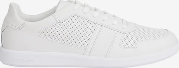 Calvin Klein - Zapatillas deportivas bajas en blanco