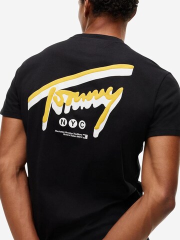 Maglietta 'DM0DM23542' di Tommy Jeans in nero