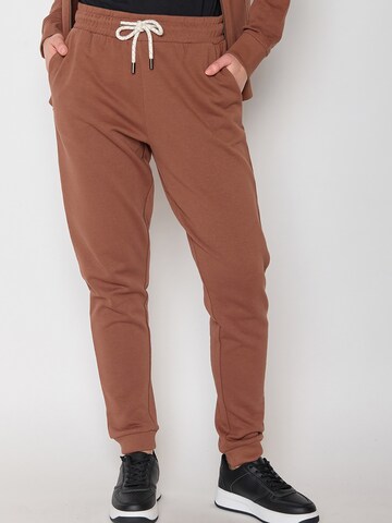 Effilé Pantalon GREENBOMB en marron : devant