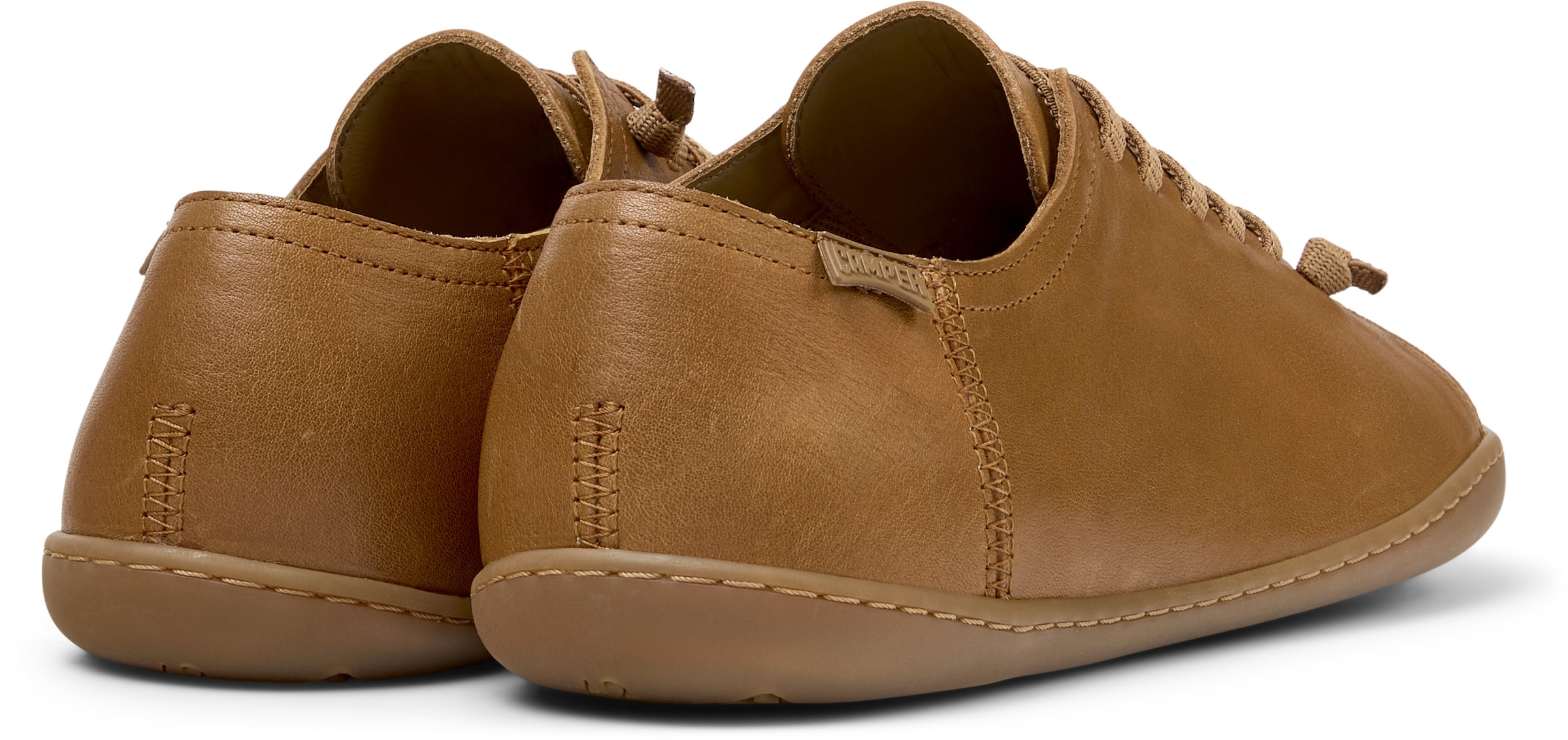 Baskets basses 'Peu Cami' CAMPER en marron