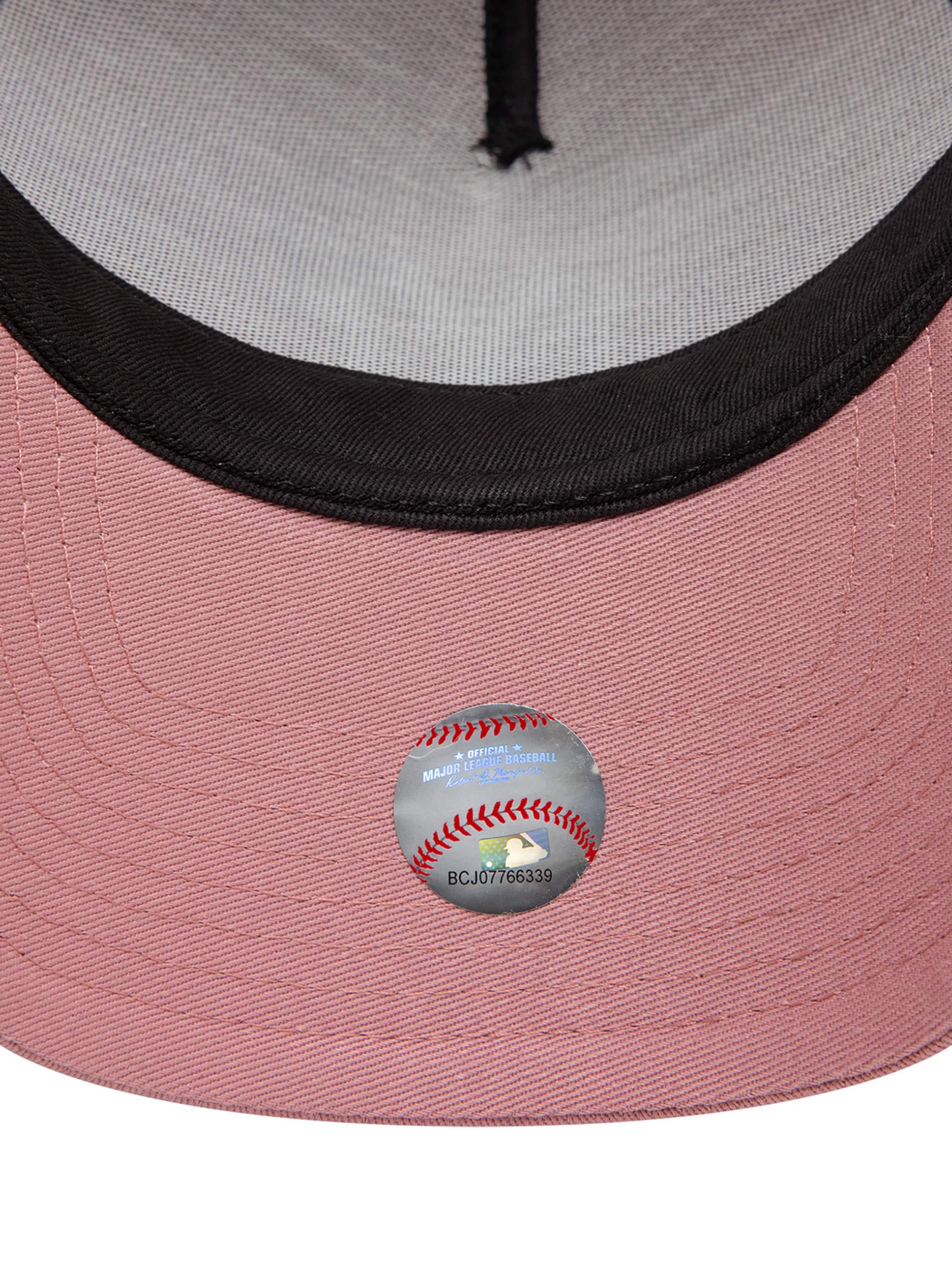 NEW ERA Kšiltovka 'LEAGUE ESS NEYYAN' – pink