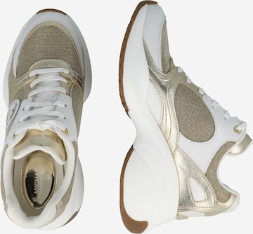 Sneaker low 'ZUMA TRAINER' de la MICHAEL Michael Kors pe auriu