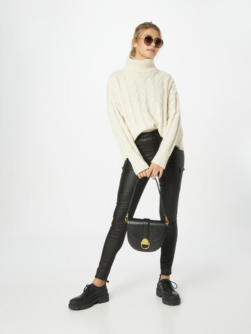 VERO MODA Skinny Broek 'Sophaia' in Zwart