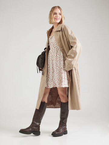 Robe STUDIO SELECT en blanc
