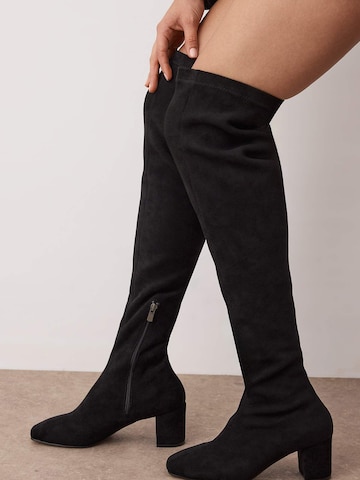 Trendyol - Overknees em preto