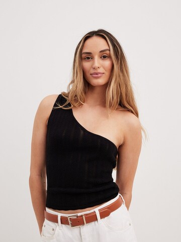 NA-KD Knitted Top in Black: front