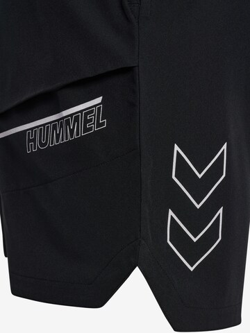 Hummel Regular Workout Pants 'Court' in Black