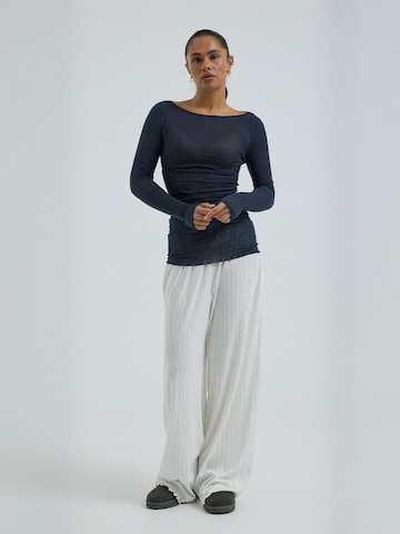 Haut ' Cotton ' Seamless Basic en noir