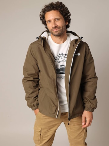 Veste outdoor 'VINCOURT' Deeluxe en vert : devant