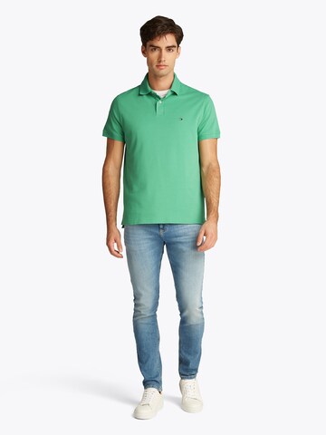 TOMMY HILFIGER - Camiseta en verde