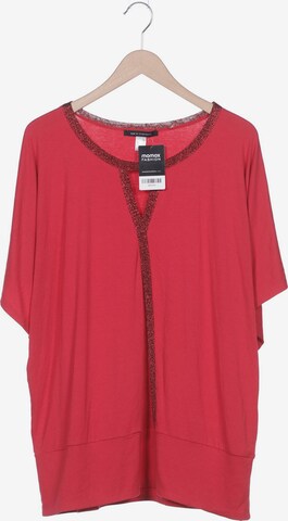 Sara Lindholm Top & Shirt in 5XL in Red: front