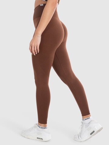 Smilodox Skinny Leggings ' Amaze Scrunch Pro ' in Bruin