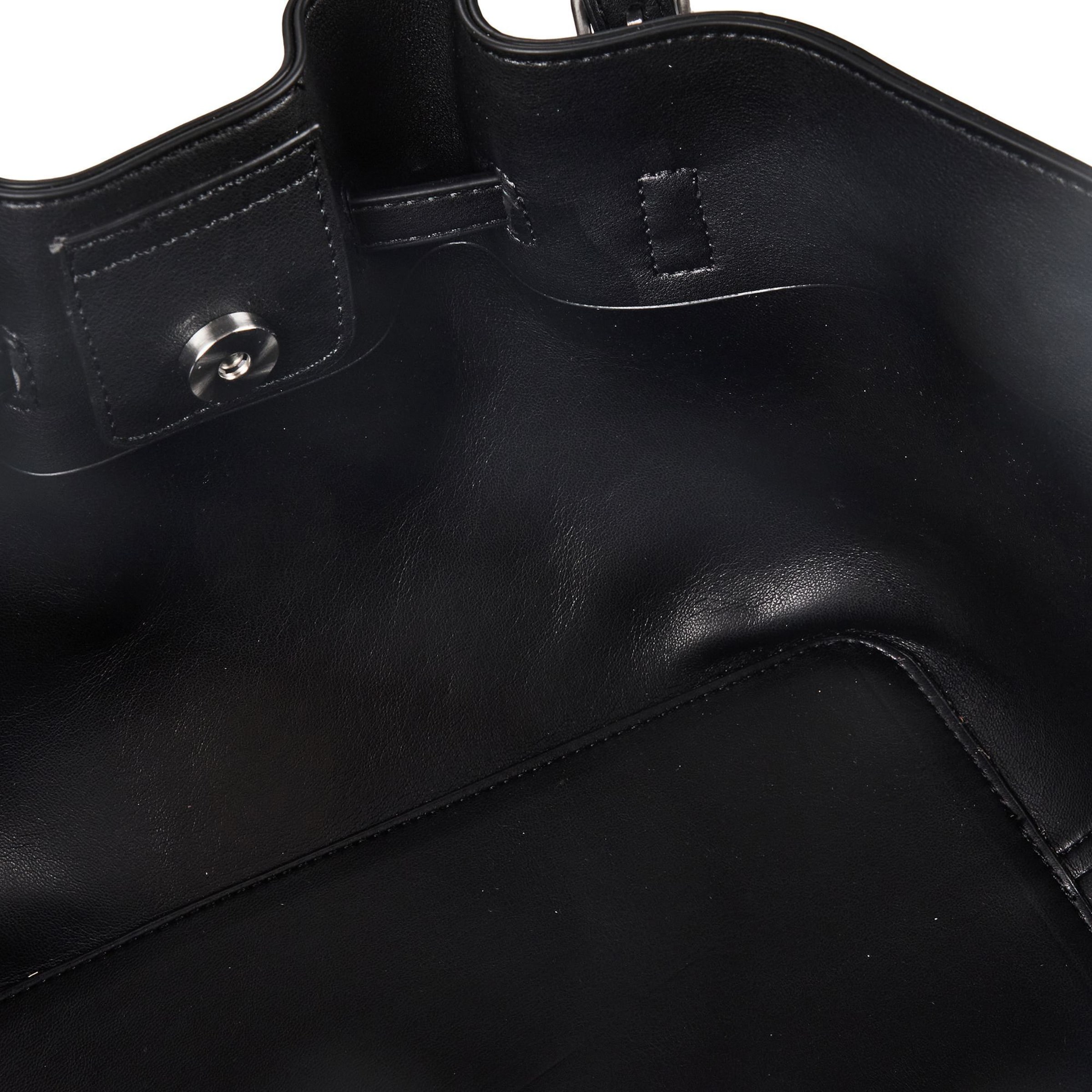 Borsa a spalla 'Karen Mir' di VALENTINO in nero