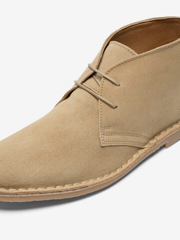 Bianco Chukka Boots 'OLIVER' in Bruin