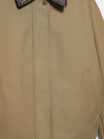 Giacca di mezza stagione di Pull&Bear in marrone