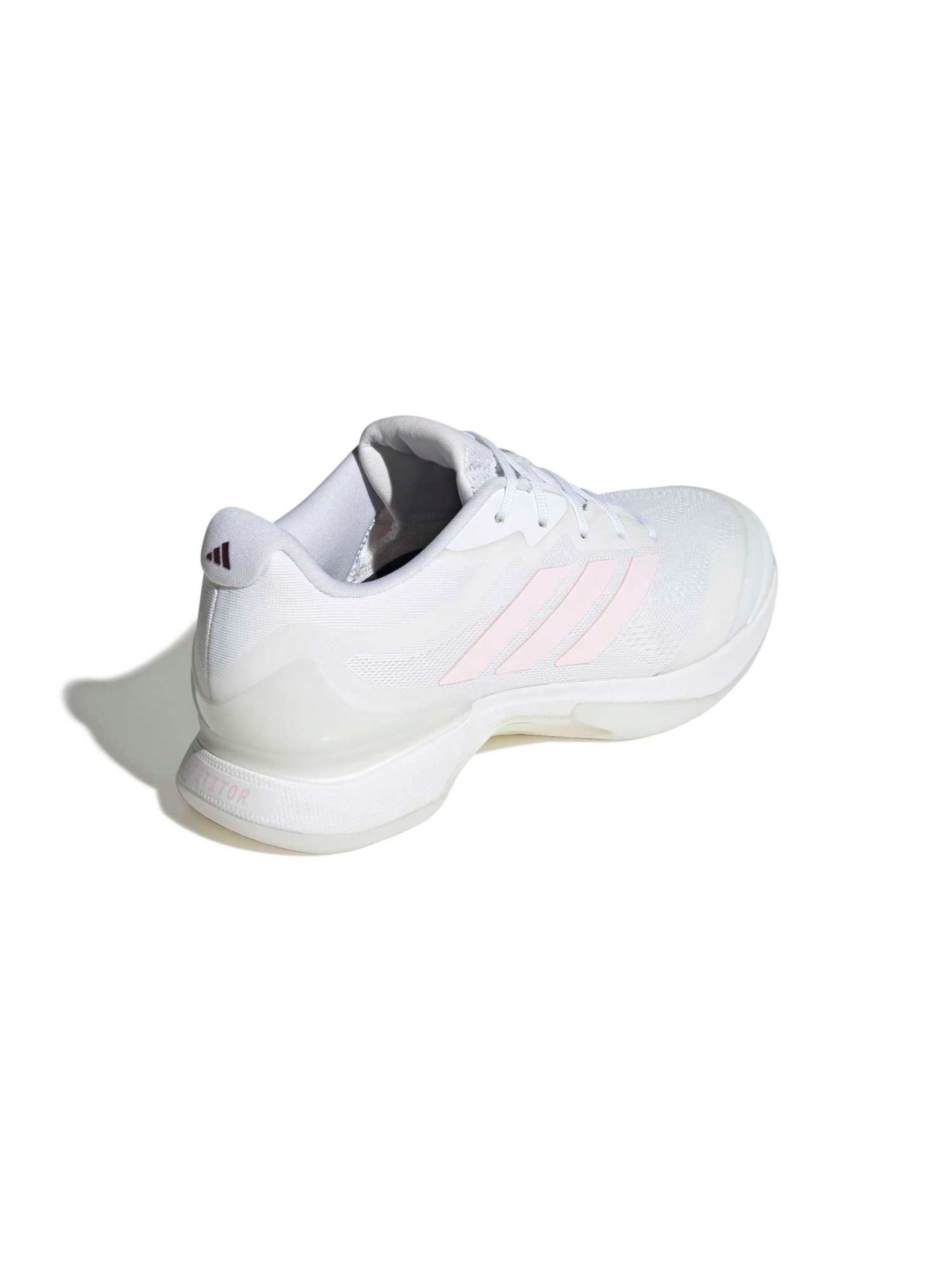 Scarpa sportiva 'Avacourt 3' di ADIDAS PERFORMANCE in bianco