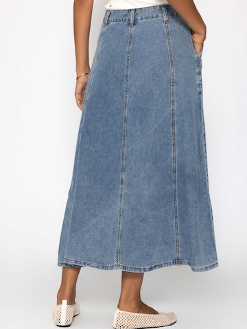 SASSYCLASSY Skirt in Blue