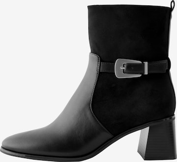 NextČizmice - crna boja: prednji dio