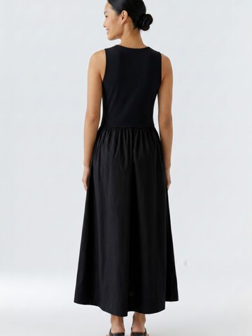 OUI Kleid in Schwarz