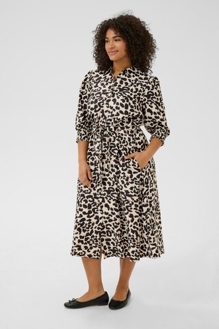 KAFFE CURVE Jurk 'Amina' in Beige: voorkant