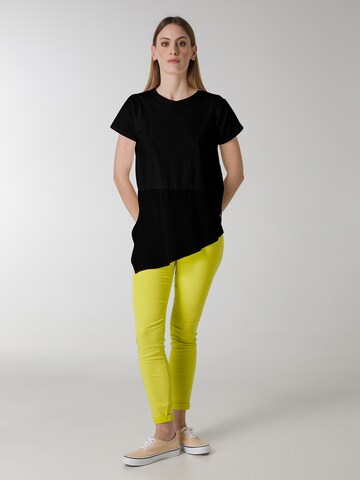 DEHA T-Shirt in Schwarz