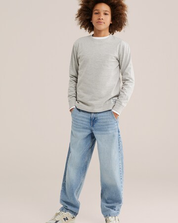 Tricou de la WE Fashion pe gri