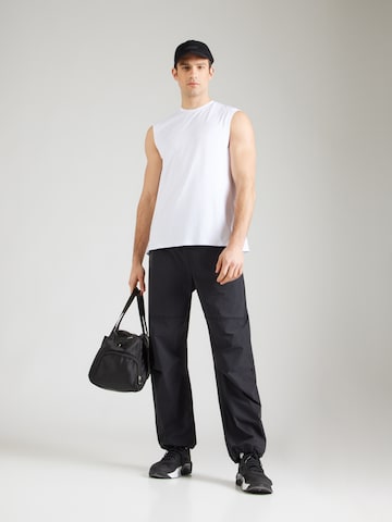 Tricou funcțional 'Olios' de la ELLESSE pe alb