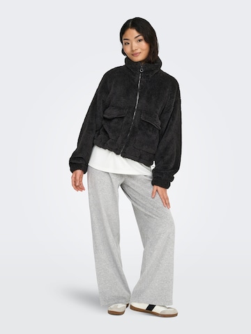 ONLY Демисезонная куртка 'ONLANNA' в Черный