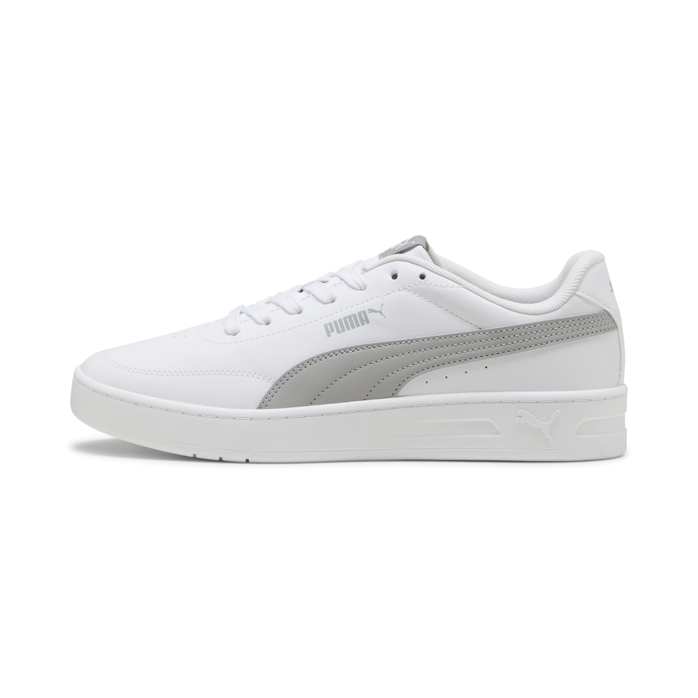 PUMA Sneakers in White: front