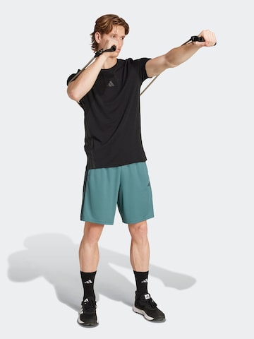 regular Pantaloni sportivi 'Train Essentials' di ADIDAS PERFORMANCE in verde: frontale