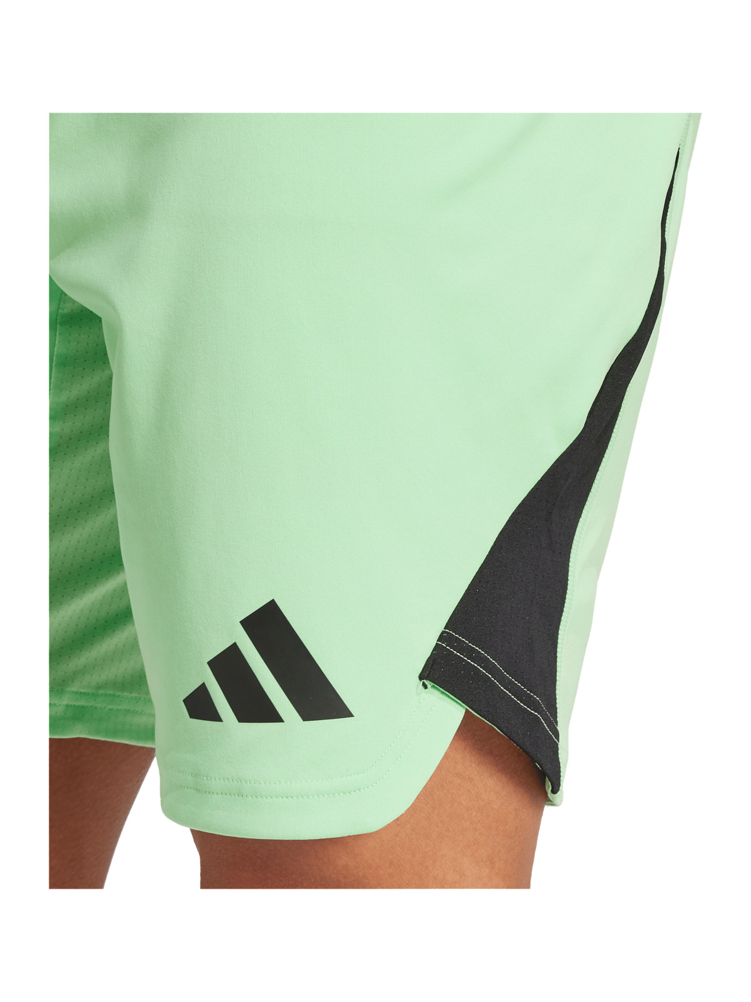 ADIDAS PERFORMANCE Regular Sportshorts 'Tiro 25 Pro' in Grün