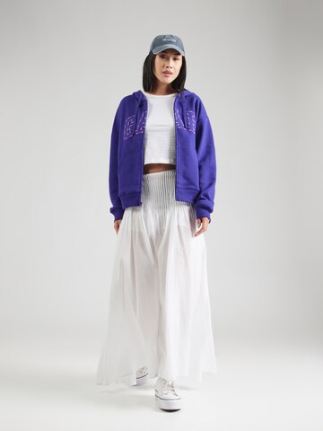 GAP - Casaco em moletão 'HERITAGE' em roxo