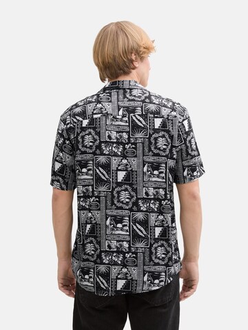 Coupe regular Chemise TOM TAILOR DENIM en noir