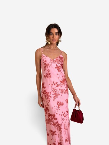 THE-ARE Jurk in Roze
