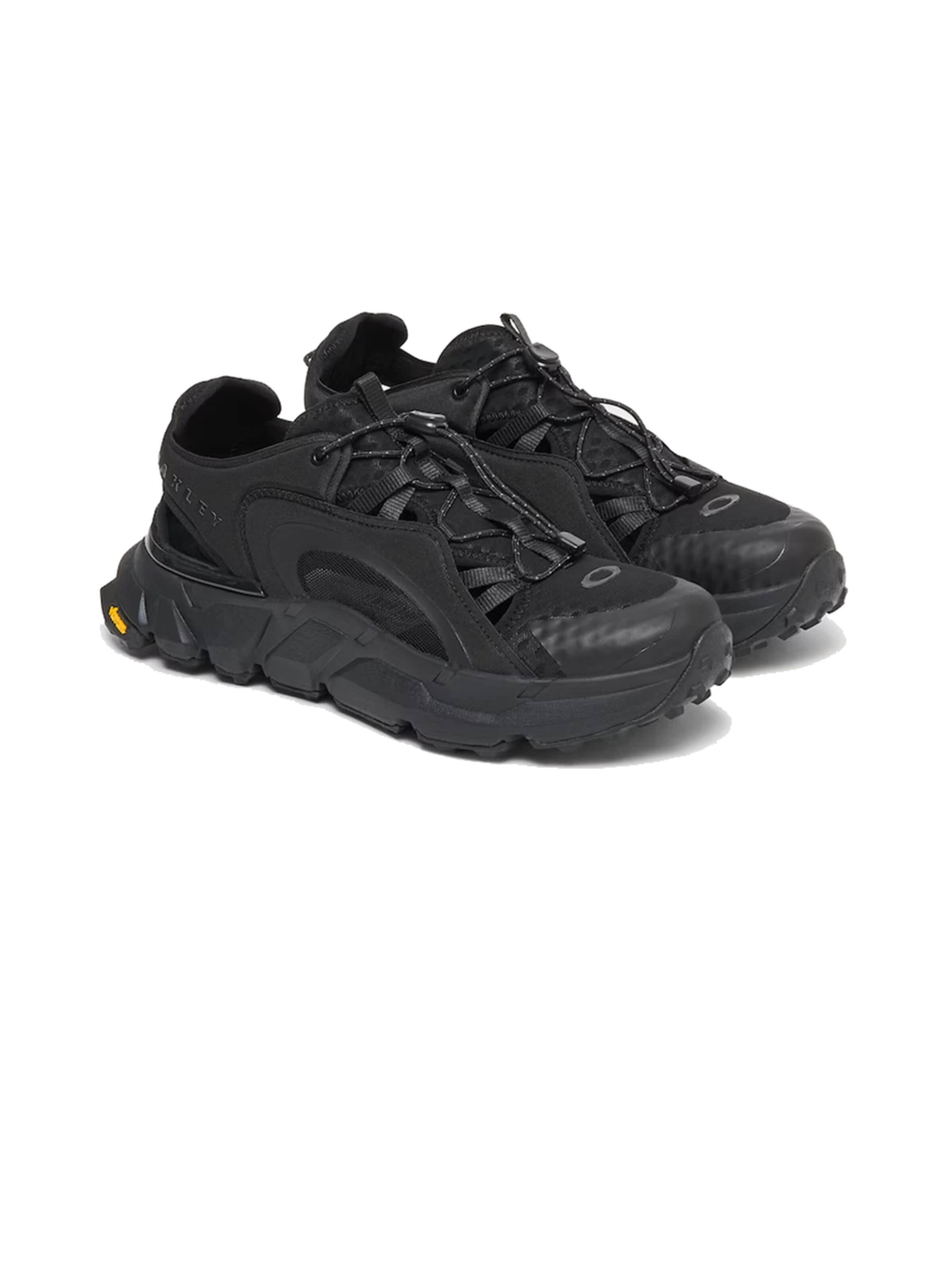 OAKLEY Sneaker low 'FOF100650 AQUATERRA HYBRID BLACKOUT' i sort