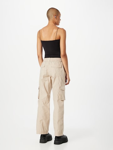 Gina Tricot Loose fit Cargo Pants in Beige