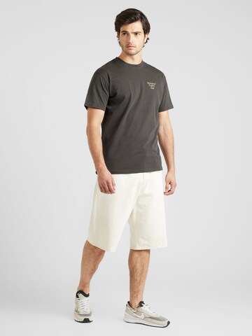 Revolution Bluser & t-shirts i sort